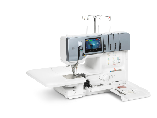 BERNINA L860 mit Lufteinfädler
