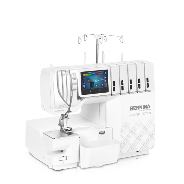 BERNINA L890 QE mit Lufteinfädler