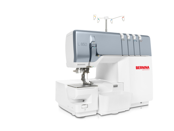 BERNINA L850 mit Lufteinfädler