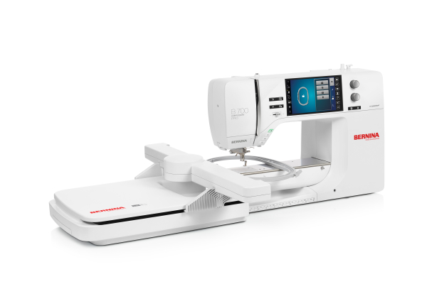 BERNINA 700 PRO mit Stickmodul