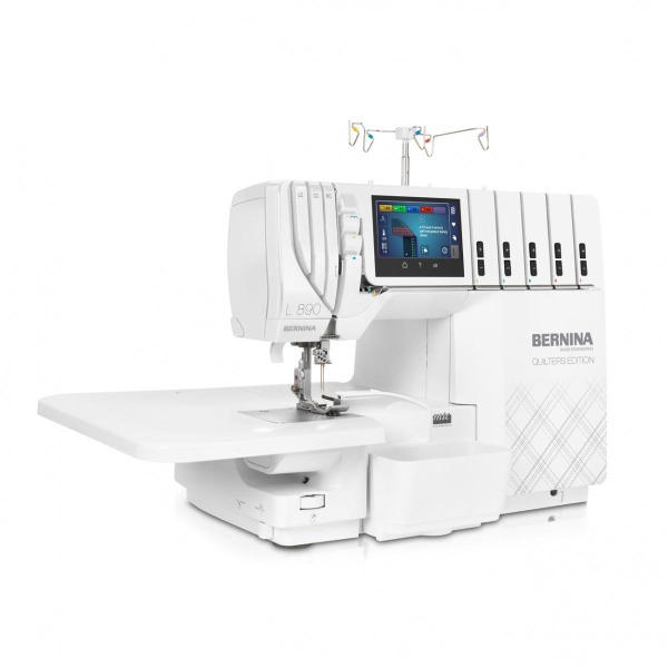 BERNINA L890 QE mit Lufteinfädler