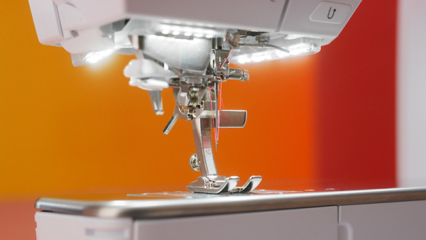 BERNINA 790 PRO mit Stickmodul