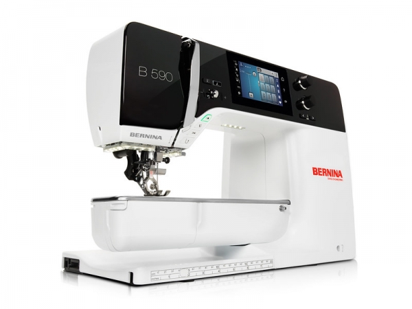 BERNINA 590 inkl. BSR inkl. Stickmodul