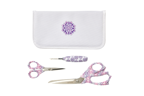 bernette b38 Yaya Han